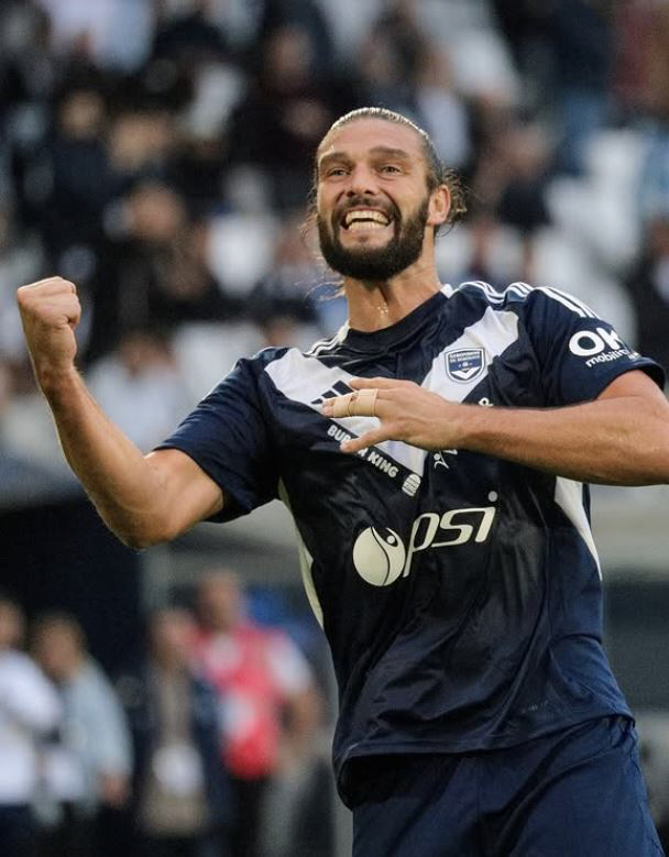Shocking transfer rumors!A bad-boy striker from England's national university → The reason for going to the sixth division is because I want to be close to the children