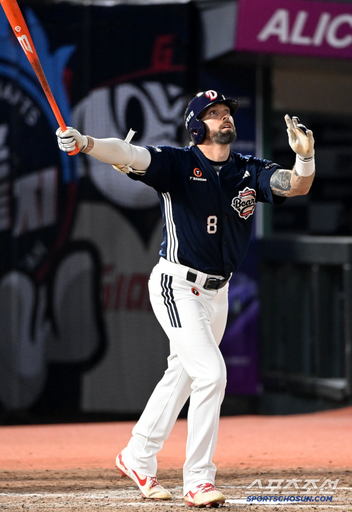 Turn it upside down in the heat wave that silenced Sajibeol! The equalizer → the wedge gun cave can't be stopped...Doosan came from behind to beat Lotte 8-5 