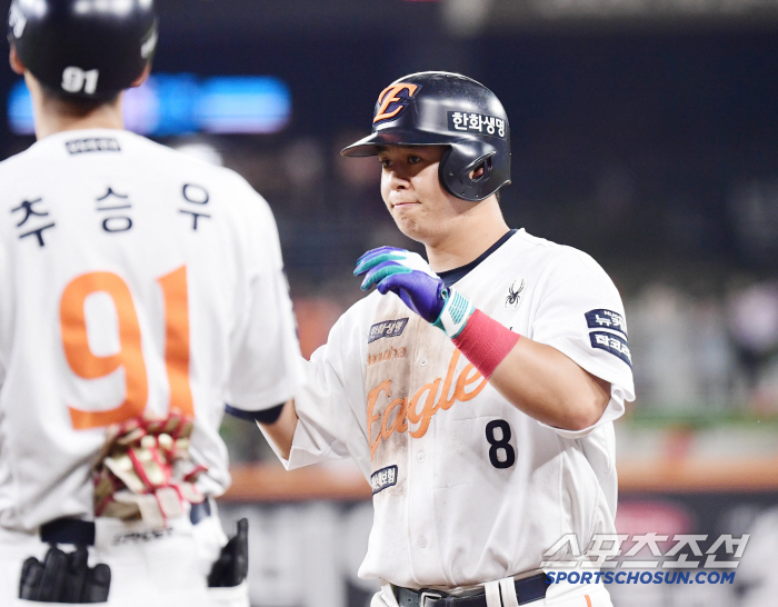 Who called Roh Si-hwan lazy? A new definition of batter 4. The team is energized with a powerful run. The batting line exploded