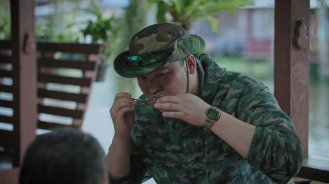 'Do you know how to cook?' BamBam said, 'I can't translate.'Lee Jang-woo's local resident 'Kim Jong-un's drip.'