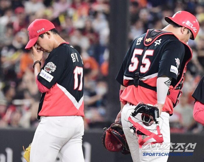 ERA 13.00 1.5 Billion Contract First Year, Can It Be This Twisted...14 points from the shock of Hanwha's all-out war