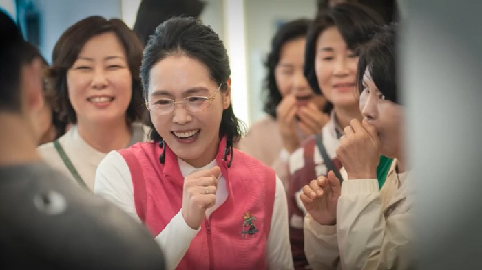 'I'll remember you forever.' ENA's 'Salon de Holmes' production team releases a video to commemorate Park Ji-ah