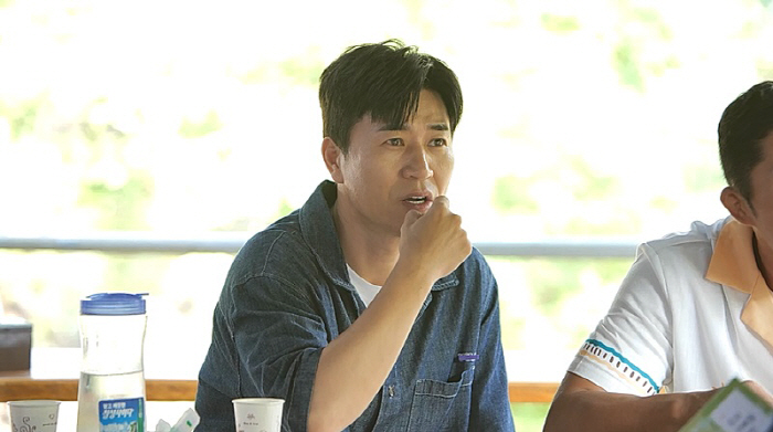 Kim Jong-min and Kim Dong-hyun, didn't you pay congratulatory money for their wedding…It wasn't in the statement. What's wrong with him? I was disappointed
