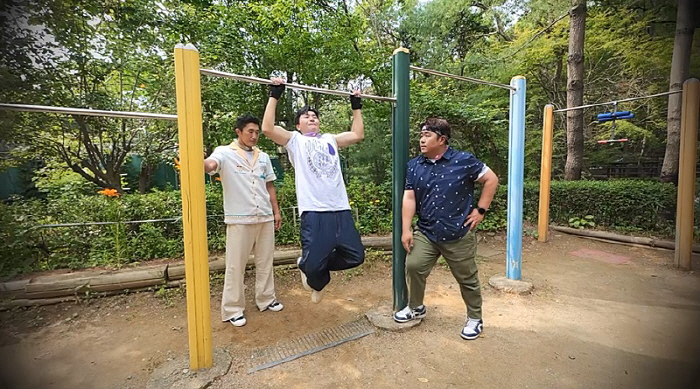 Kim Jong-min and Kim Dong-hyun, didn't you pay congratulatory money for their wedding…It wasn't in the statement. What's wrong with him? I was disappointed