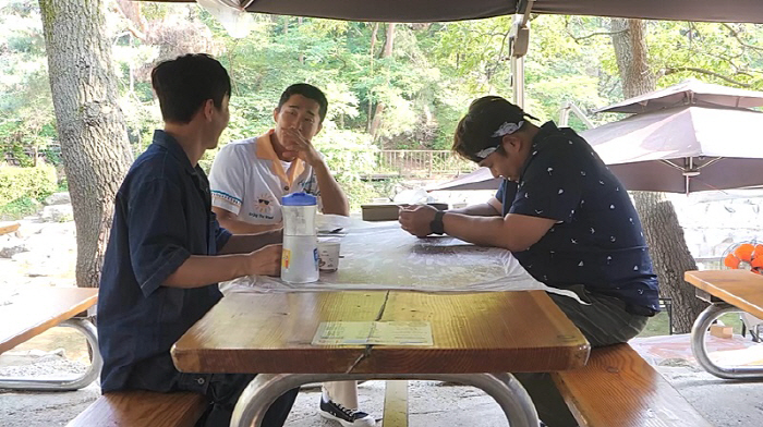 Kim Jong-min and Kim Dong-hyun, didn't you pay congratulatory money for their wedding…It wasn't in the statement. What's wrong with him? I was disappointed