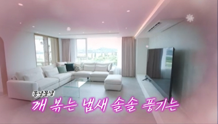 Marriage D4 Kim Jun-ho ♥ Kim Ji-min reveals for the first time the newlywed house with Han River view..House Price Huge Luxury View
