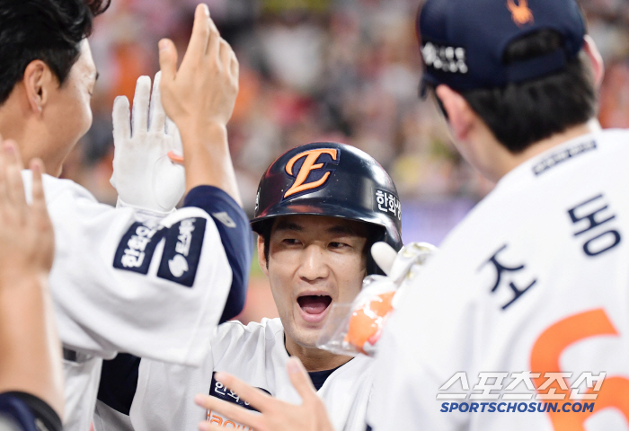  Choi Jae-hoon's exciting come-from-behind 3-point home run