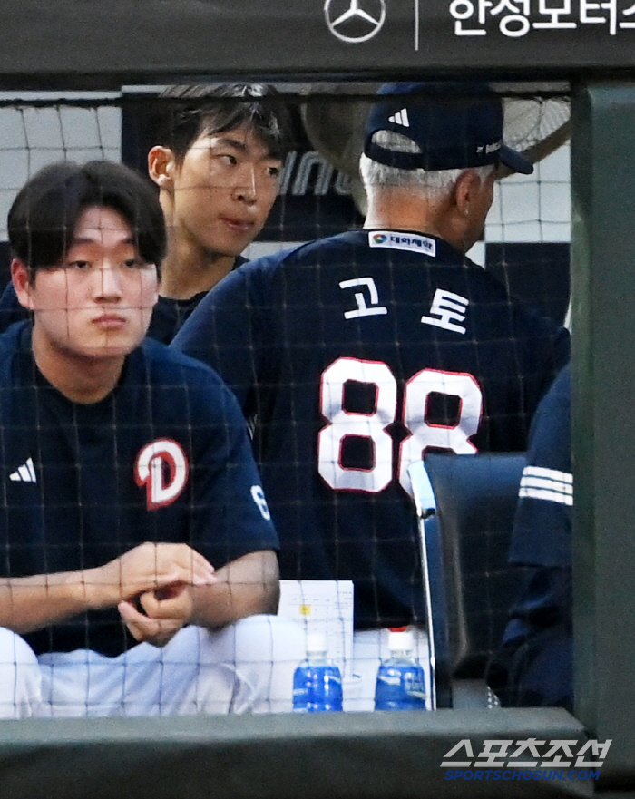  Conversation with coach Kim Min-seok and Goto, who were replaced twice