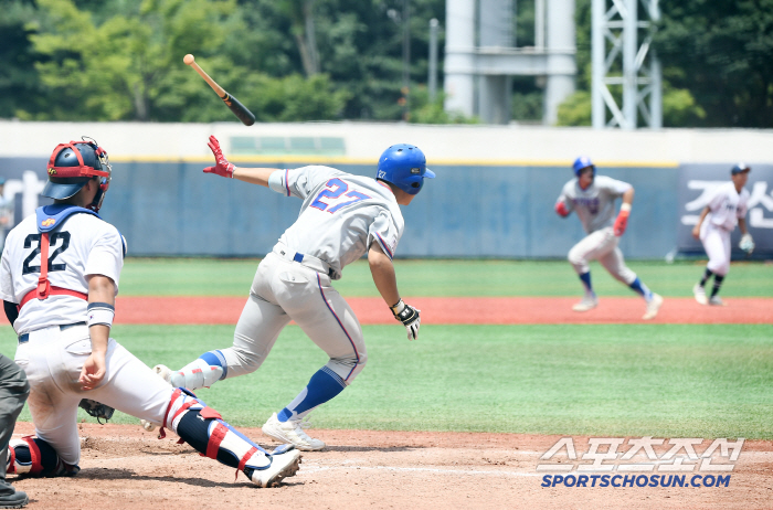  Gyeonggi Air High School Yang Woo-jin's sweeping triple that broke the balance of zero