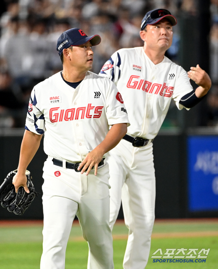  Kim Sang-soo turned the tables in the 9th inning and replaced the steel plate