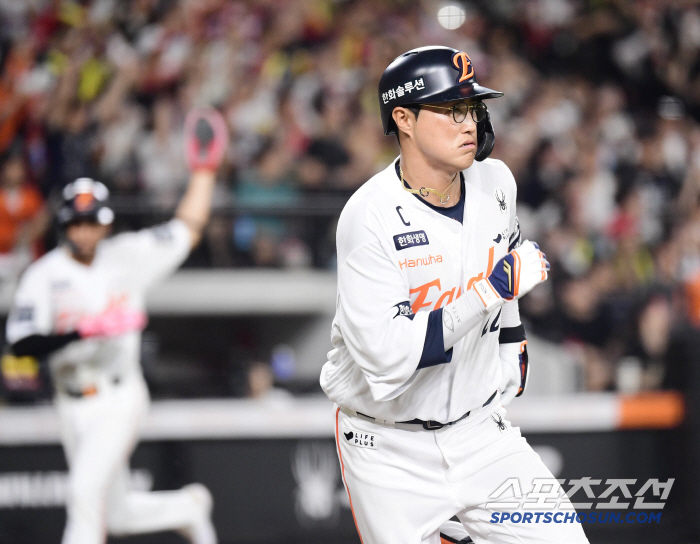  A timely two-run shot that saved Chae Eun-sung's chance