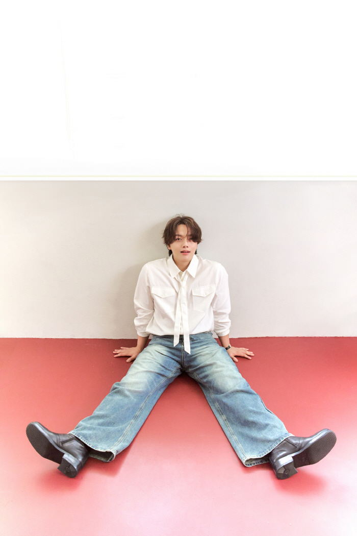  Yeo Jin-gu, Samgukji → Great Escape The Story variety show, a horizontal blue chip came to mind