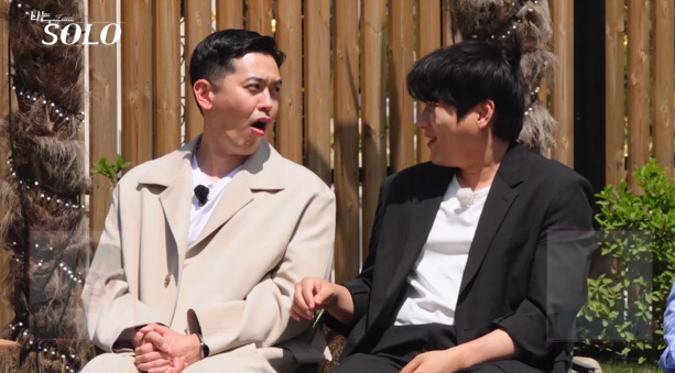 Shocking group LieV soloists, your job was fine...Long distance okay → Ready for dating (I'm single)
