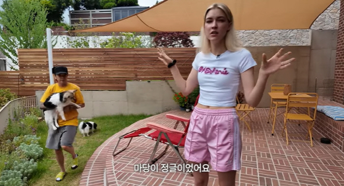 Beenzino ♥ Michova transforms 50-year-old house into a super-luxury honeymoon house and remodels itself during pregnancy