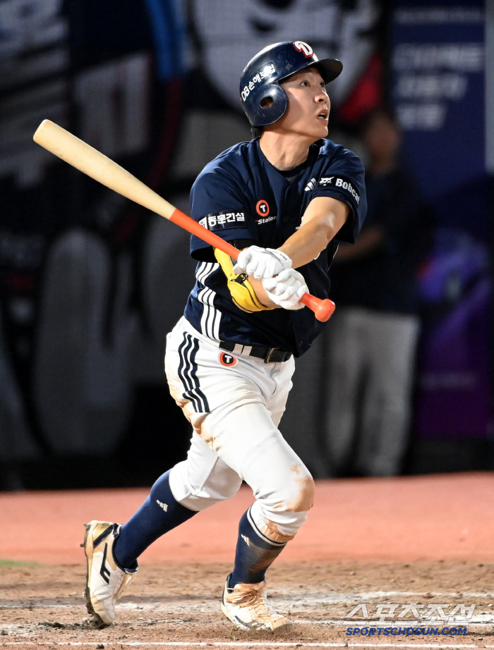 Can you lose to a team that plays 4 double play? Doosan Drama → The first half ended with a 9-0 complete victory  win with 16 hits against Lotte 