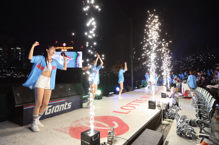 Fan signing event → Shigushita...Future's Summer League with Lotte and fans