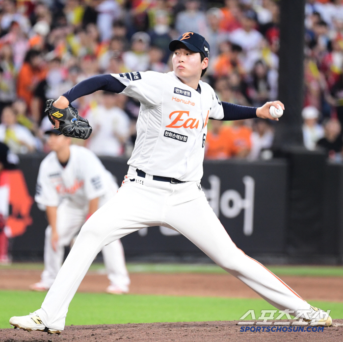 He beat the reason for joining the No. 1 overall team. The eagle squad is 190cm left-hander, has won two games of the season, and now uses the winning team pitcher (Daejeon site)