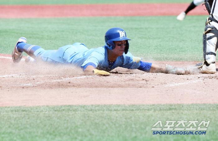 Hit No Jiwon and blocked Ha Hyunseung! Busan High School, which advanced to the final, tries to win the Blue Dragon Flag for the first time in 46 years (the Blue Dragon Flag site)