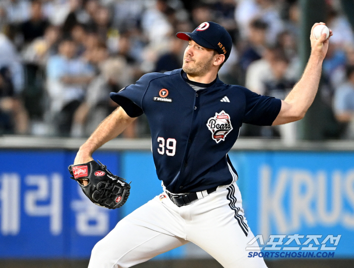 Jack Log Day! 4 hits  8 scoreless innings perfect pitching → Closing the first half with Winning...He showed great concentration at every chance 
