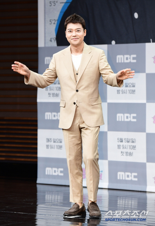 Jeon Hyun-moo was attacked by soy sauce in Hong KongKwak Tube Class (Former Current Affairs Plan)