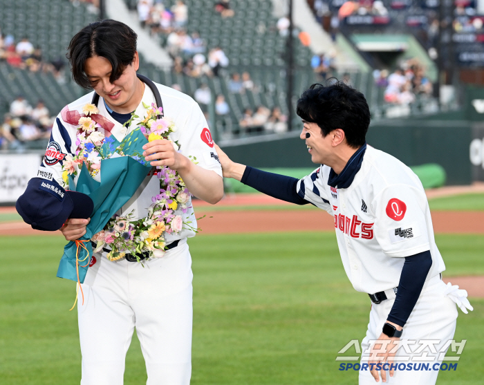  Jo Ji-hoon, cheerleader, Kim Won-joong, surprise celebration with 150 saves