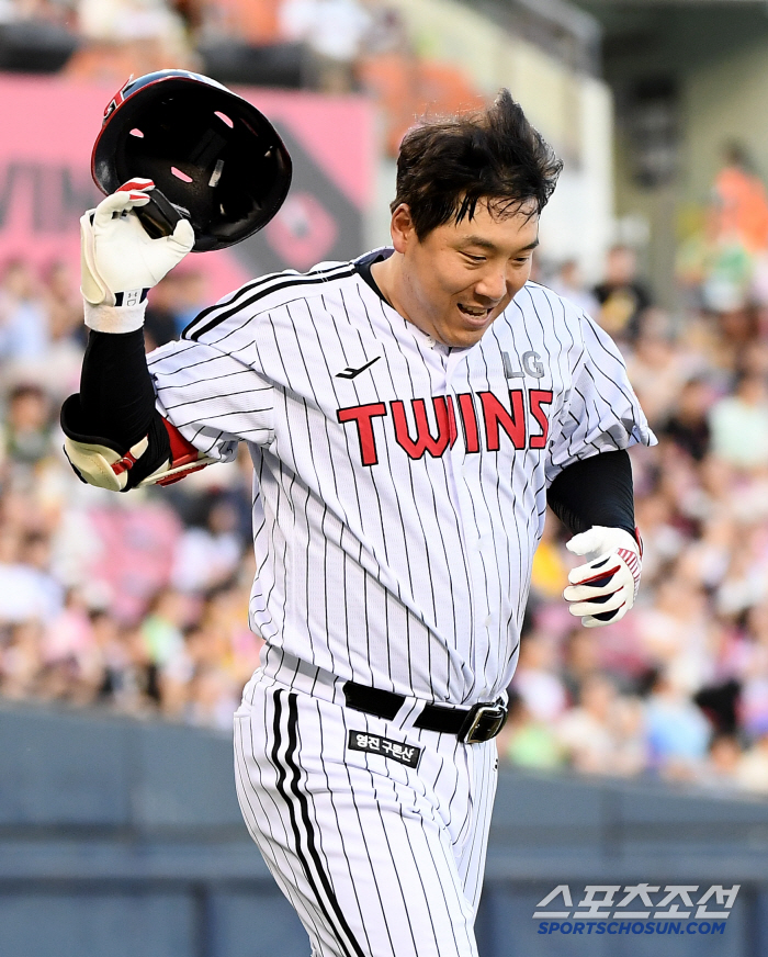  Kim Hyun-soo, it's too bad to be out on a straight line