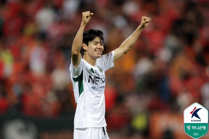 Team K League to Face Newcastle, Fan Eleven Voting Interim Results Announced 1st place Auberdan and 2nd place Jeon Jin-woo