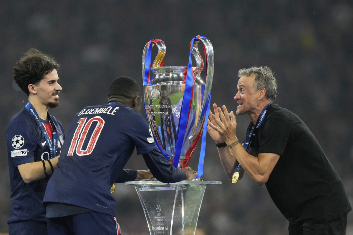 Warshman's heartache Dembele, who spent 220 billion won, surpassed Barcelona's bone marrow in six seasons in just two PSG seasons