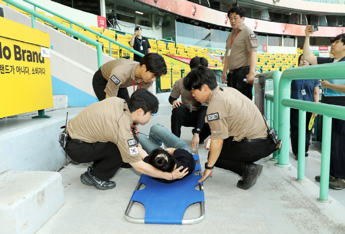 Watch baseball safely even in the heat wave! SSG Landers to establish safety measures for hot weather viewing