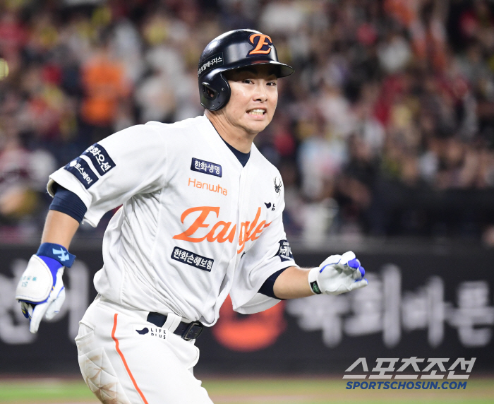 The energy of the universe is the first in the KBO League to Daejeon! Can I win the first year of Hanwha Ball Park?