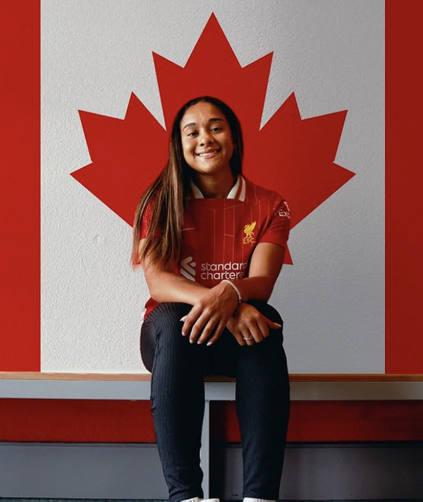 It's crazy. Arsenal suddenly recruited Taekwon Girls for the world's highest transfer fee...A million pounds of women's cattle have been broken