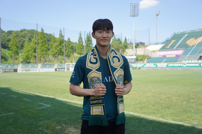  Korea-Japan match winning goal match multiplayer Kim Min-woo leased Gimpo in the second part...JEONG WOO BIN from FW also joined