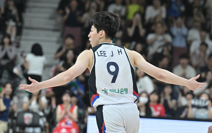  Lee Hyunjung, Jung Hyun, Yeo Junseok. Korea multi-handler system. How did you destroy the Japan Generation Change Test. Key reason for 91-77, 14-point rout