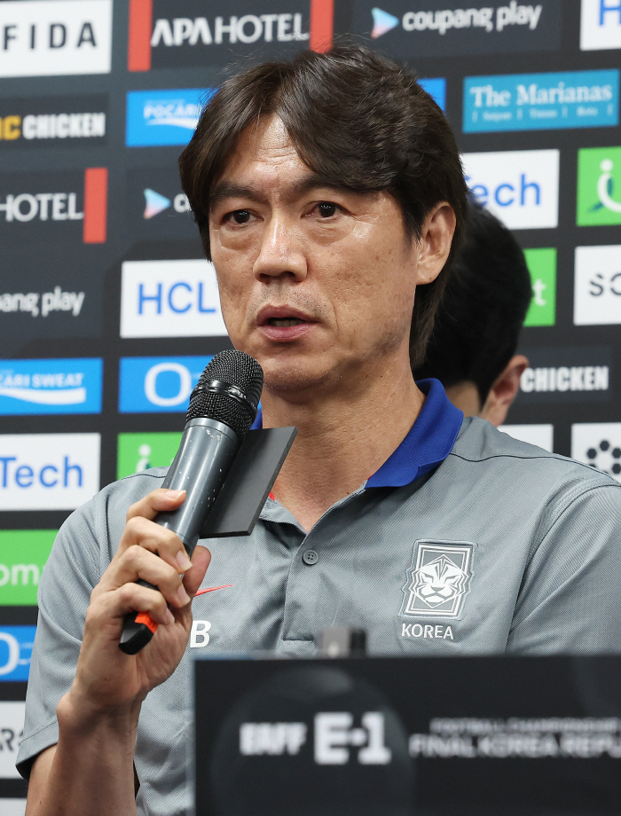  Kang Sang-yoon → Lee Ho-jae's debut goal celebration Coach Hong Myung-bo should have scored one or two more goals in the first half. A match between Korea and Japan is a must-win (professional)