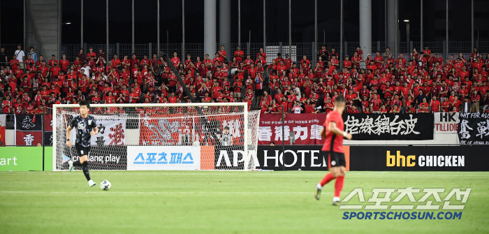 Anyway, Kang Sang-yoon → Lee Ho-jae's A match debut goal against Korea and Japan...Hong Myung-boo overpowered Hong Kong 20 → 2 games won
