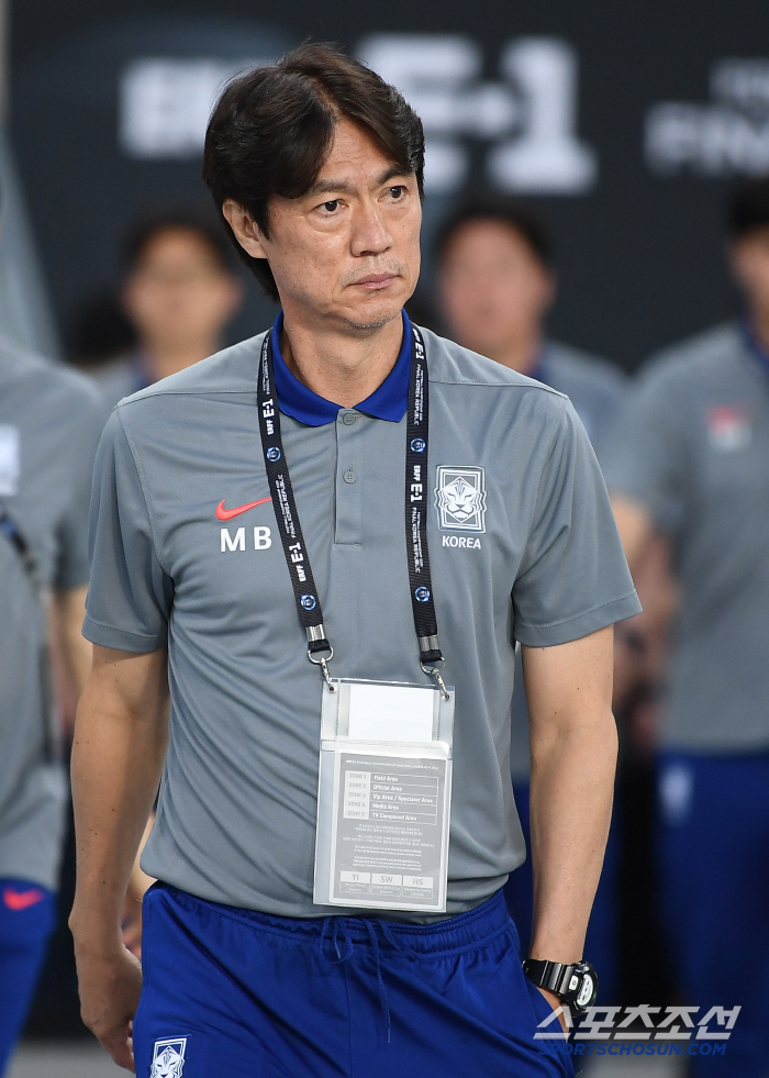 Learning effect against Japan 631, extreme defense tactics...Kang Sang-yoon's goal Hong Myung-bo, only one goal in the first half → 10 lead