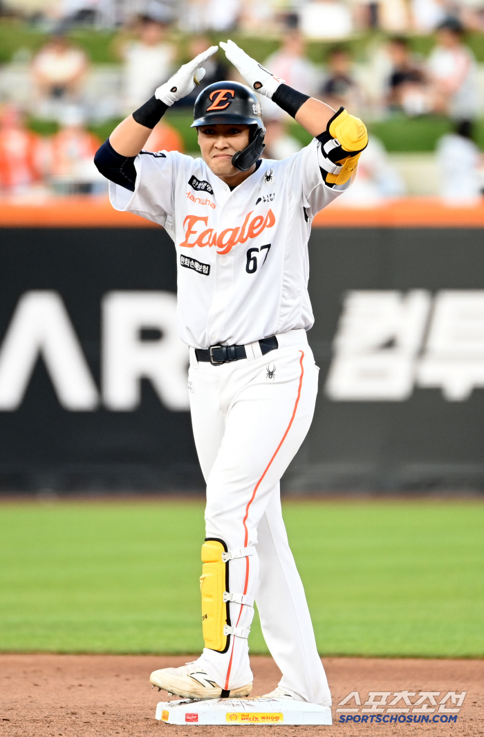  Han Jiyoon's two-run double!