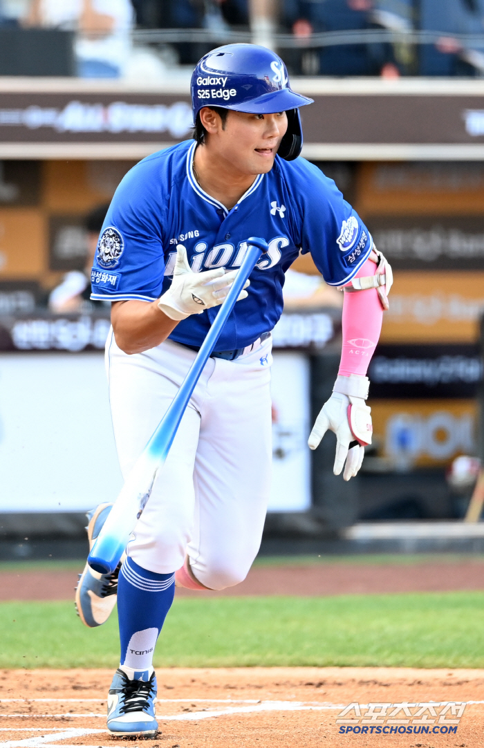  Lee Chang-yong makes a timely RBI