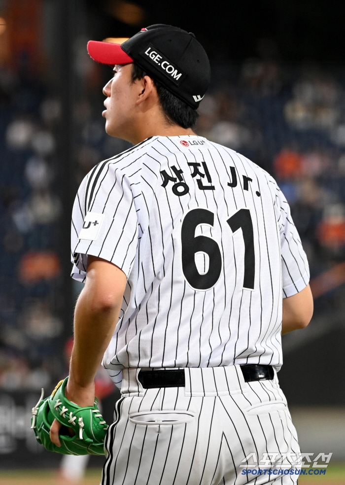  LG Kim Woong and Lotte Kim Sang-jin's junior pitching coach