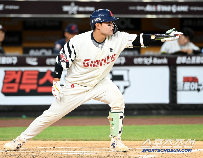  Park Jae-yeop, Yoon Dong-hee's batting form perfect