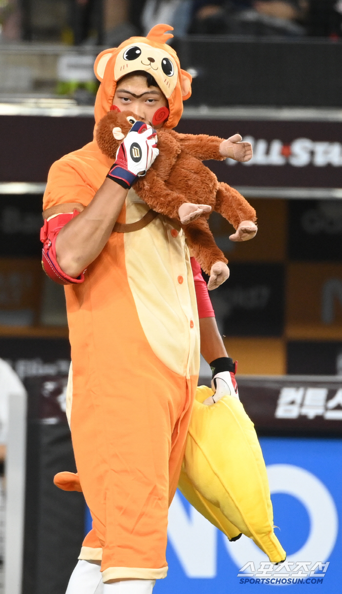 Shame on me for a second! A ceremony march of madness towards 1 million won in prize money → Who was the main character. KIA's Park Jae-hyun won the make-up of a talented monkey and girl group dance