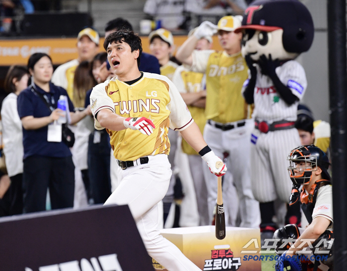 The walk-off home run king over Monster Wall kept his pride! Diaz Wins Home Run Derby, Has Longest Distance At The Same Time