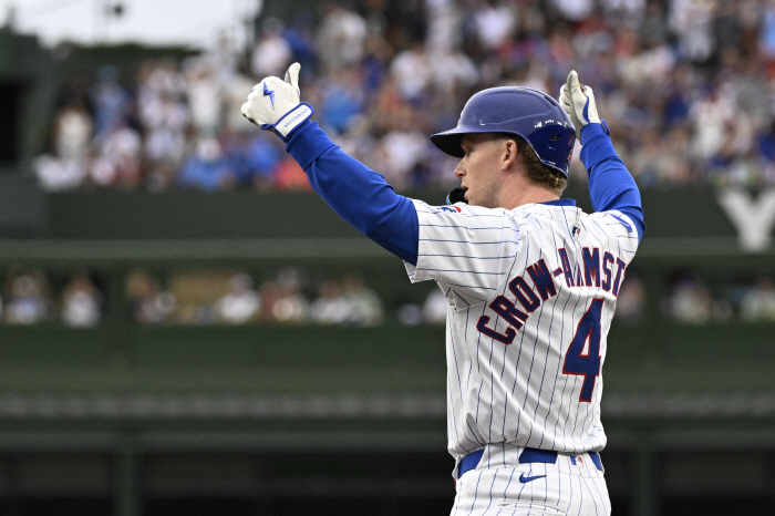 Crow Armstrong 5050 if you achieve it? Many MVP votes will leave Ohtani. No, 40.4 million 