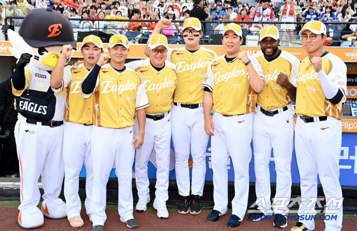  Fighting for Hanwha Eagles All-Stars