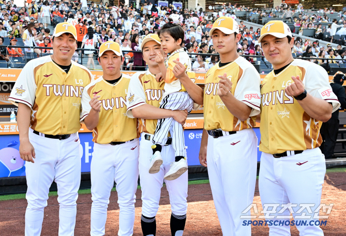  Kim Hyun-soo, Park Myung-geun, Park Hae-min, Kim Young-woo, Park Dong-won, LG Twins All-Star