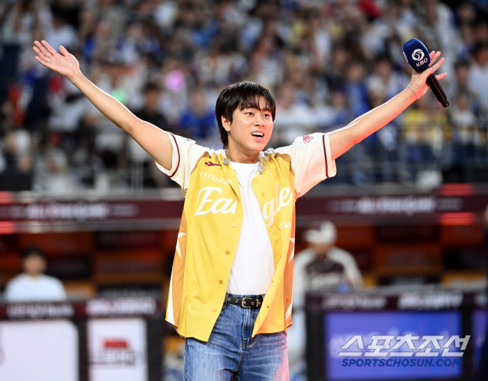  Lee Moo-jin appears in the 2025 KBO All-Star Game