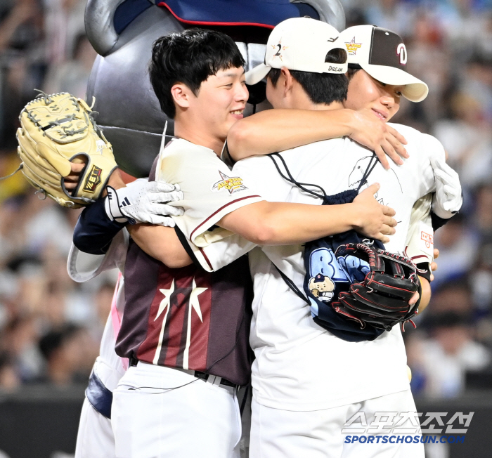  Oh Myung-jin, Park Chi-guk, Taecyeon, I'll hug you