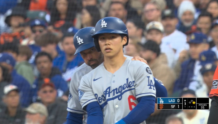 Do you want to bulk up? Ask Kim Hye-sung, three hits  two steals  a spectacular defense surprised the broadcastersthe driving force behind the real estate of stolen bases