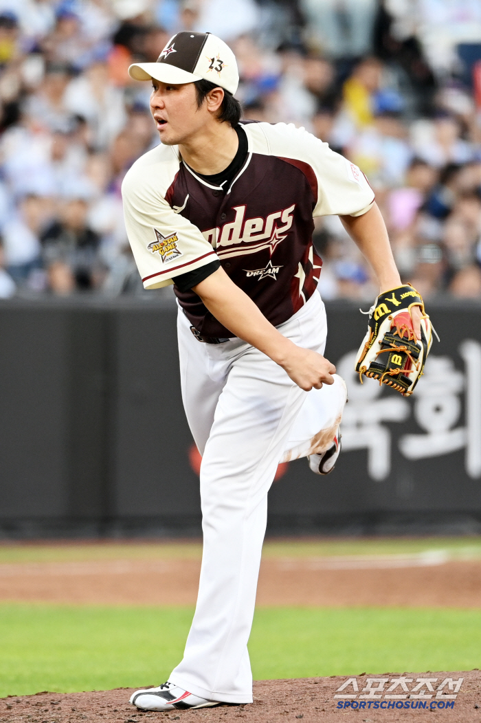 It was too short? I should've done one inning...I reminded you once again that 506HR Living Legends was a promising pitcher