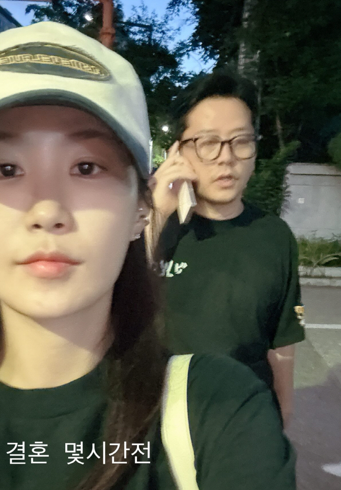 Kim Ji-min ♥ Kim Jun-ho, X-Lazy couple who are a few hours before their wedding